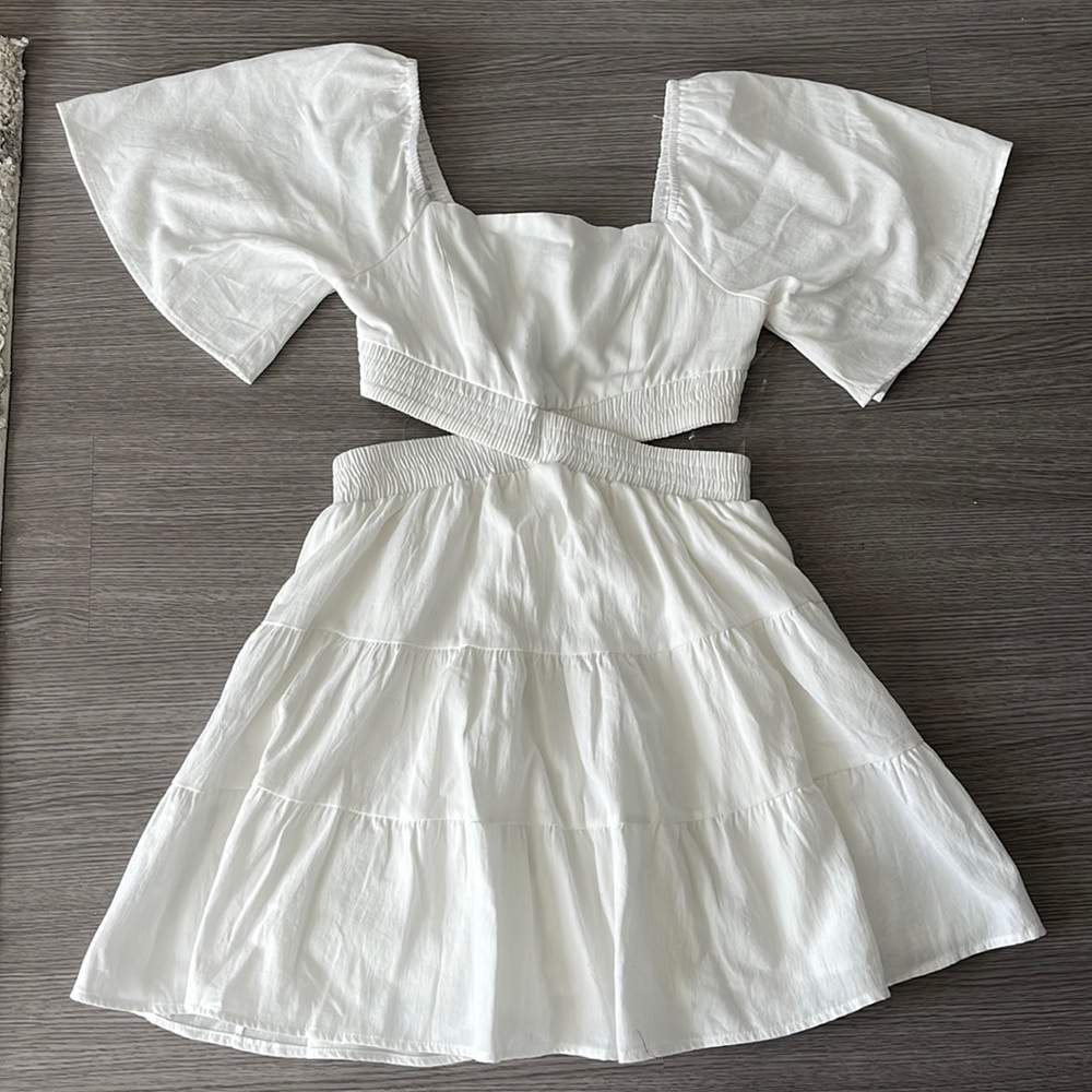 Petal and Pup Short Sleeve Crisscross Cutout Tiered Dress